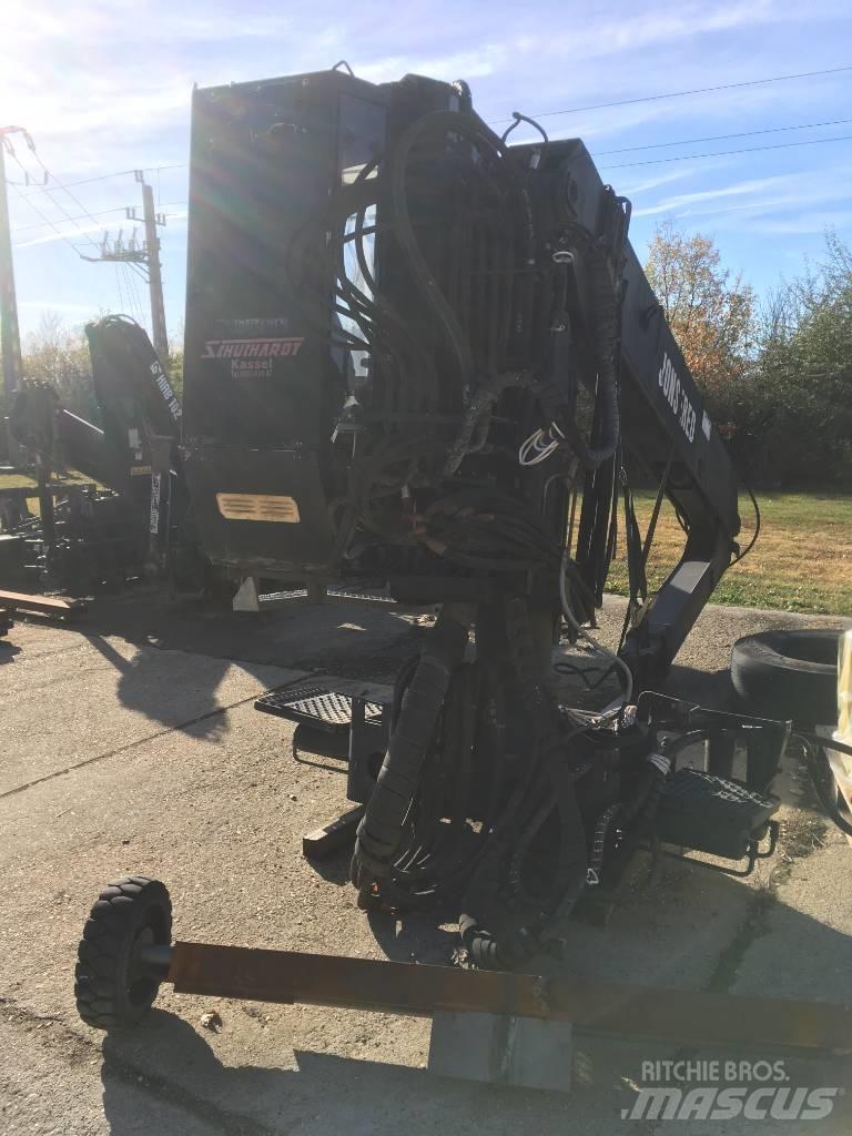 JONSERED 1820 Knuckleboom cranes