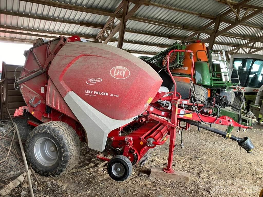 Welger RP 445 Round Balers
