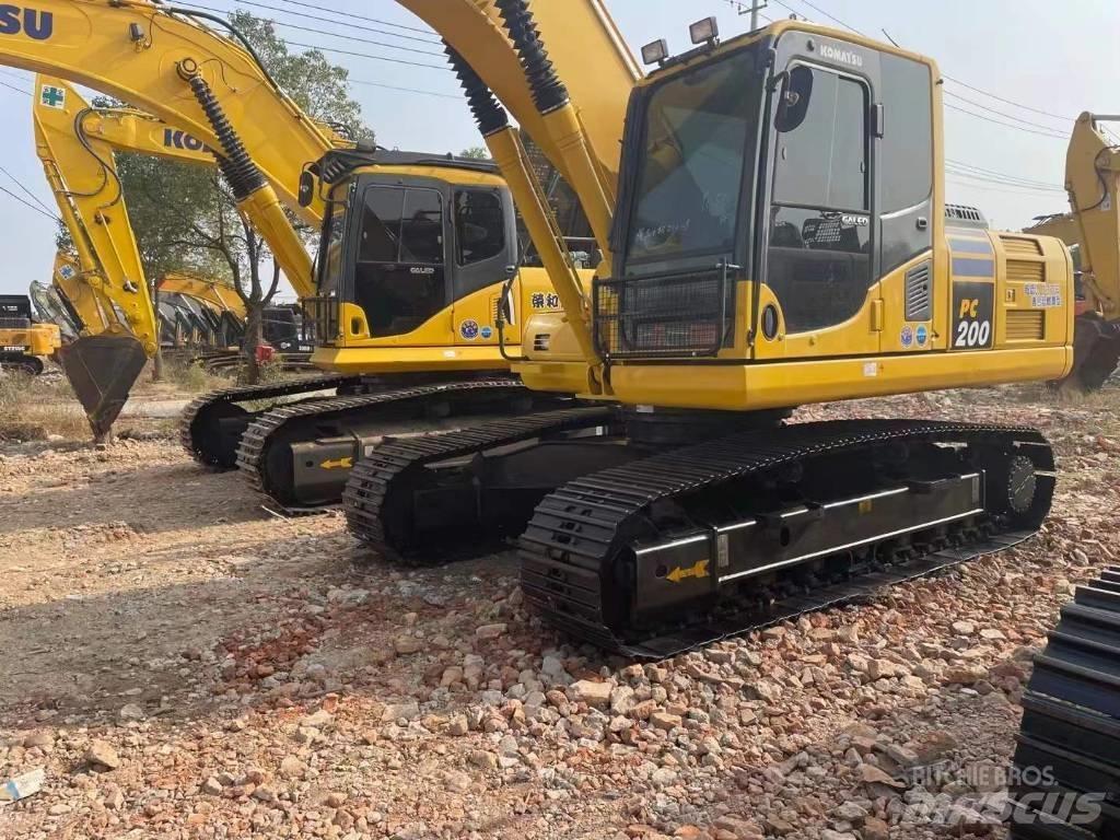 Komatsu PC 200 Crawler Excavators