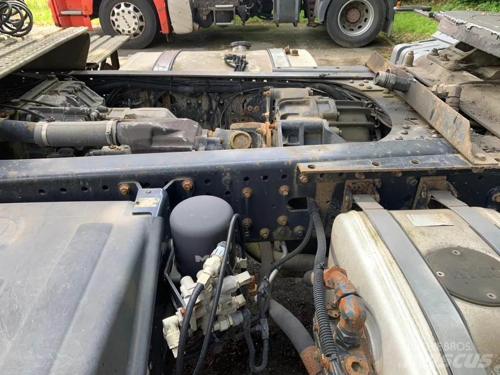 MAN TGA 18.480 4x4 Conventional Trucks / Tractor Trucks
