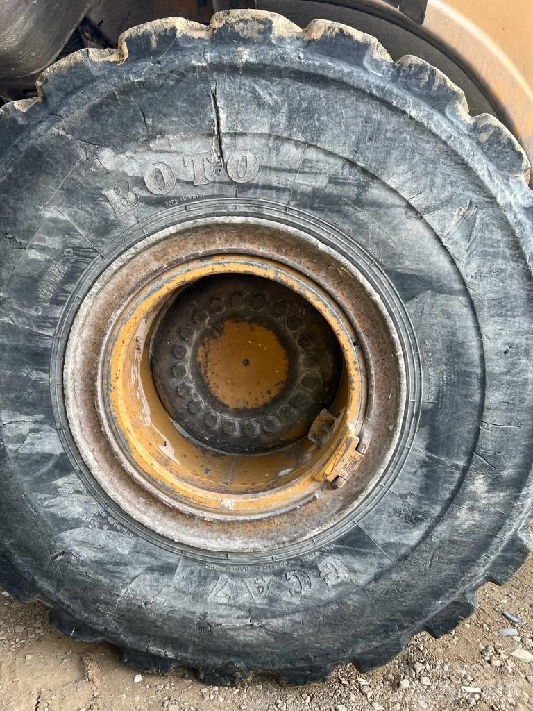 CAT 966 H Wheel Loaders
