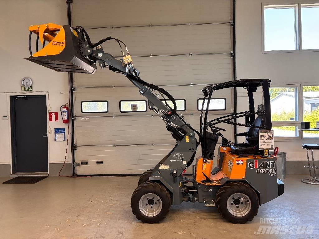 GiANT G 1200 TELE Multi purpose loaders