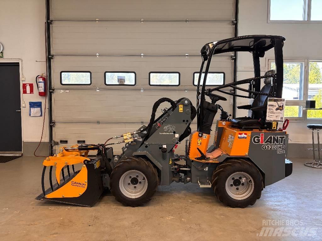 GiANT G 1200 TELE Multi purpose loaders