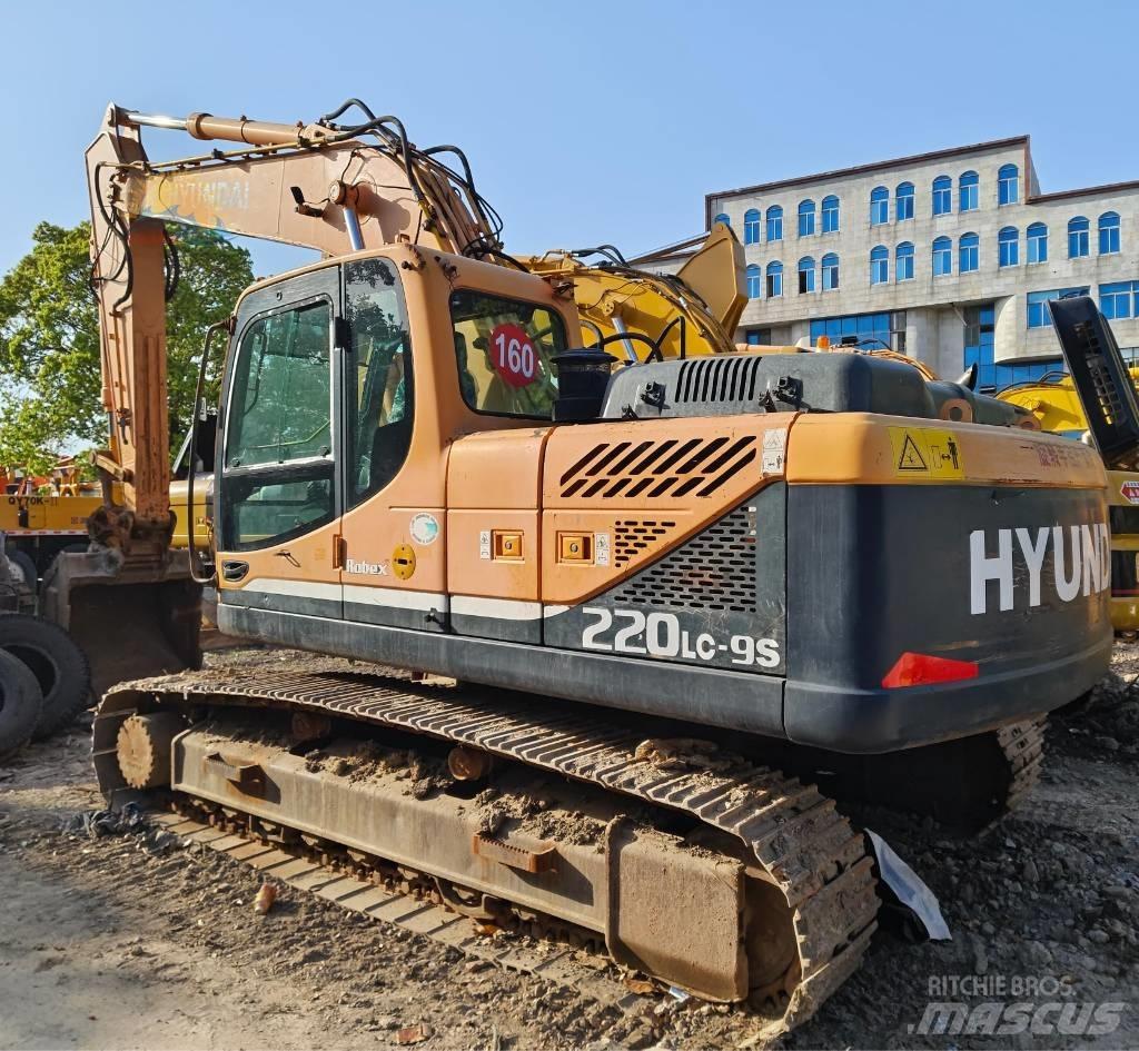 Hyundai R220LC-9S Crawler Excavators
