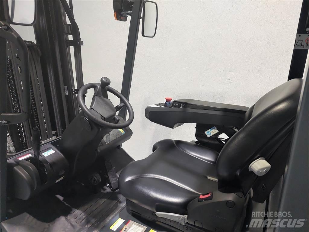  ECB18DC Electric Forklifts