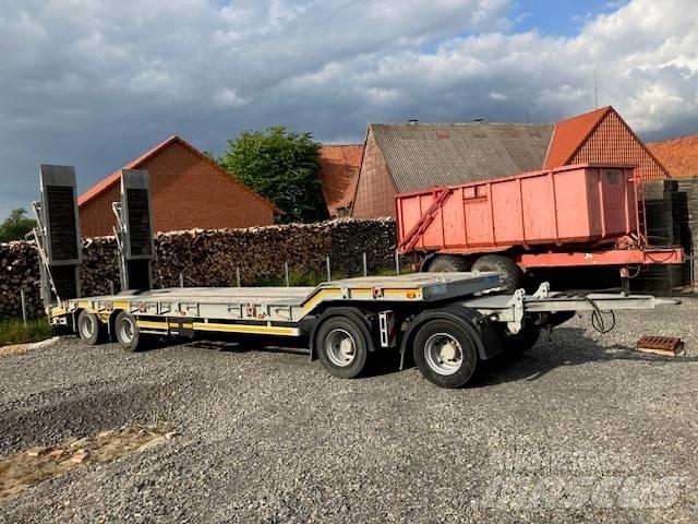 Müller-Mitteltal T4 Lowboy trailer