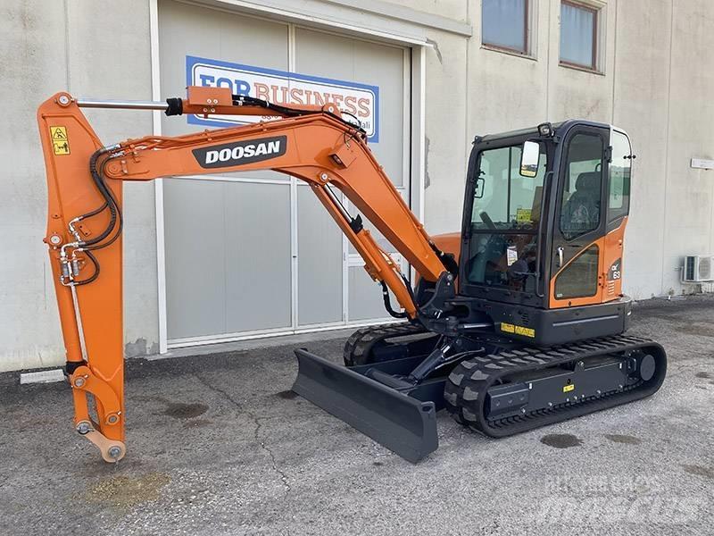 Doosan DX 63-3 Mini Excavators <7t (Mini Diggers)