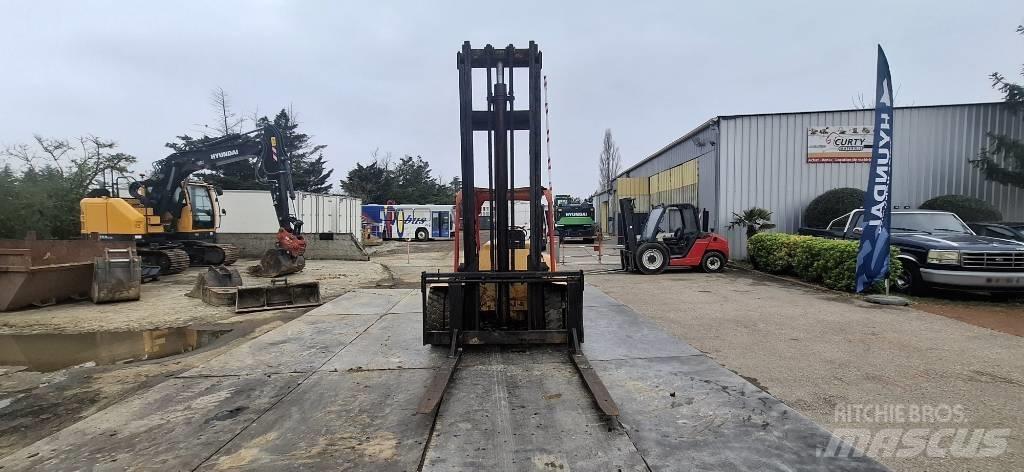 Hyster F7060DPJ Diesel Forklifts