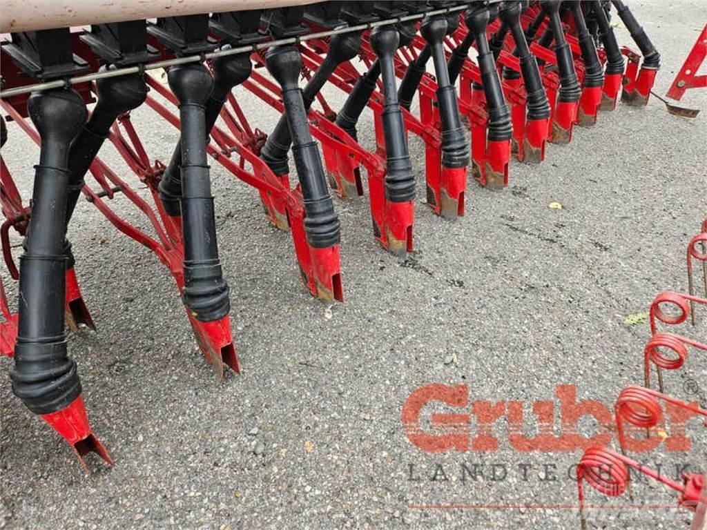 Isaria 6000 S Farm Drills