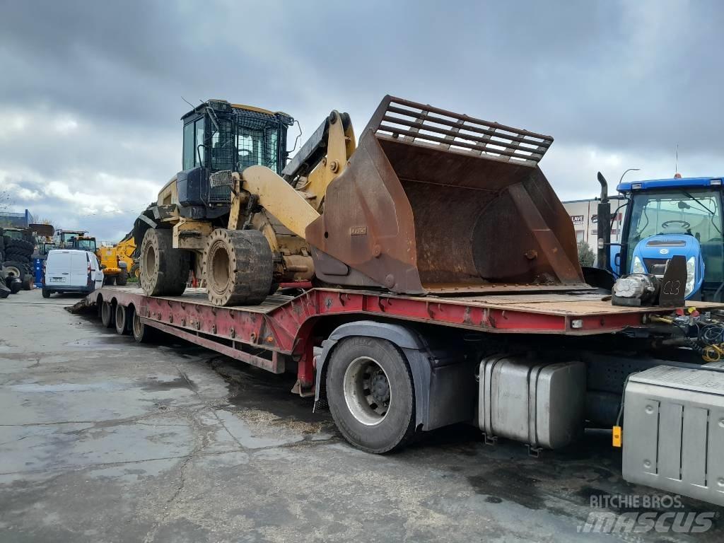 Andover SF40 Lowboy Trailers