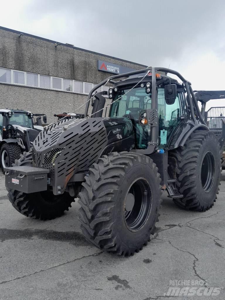 Valtra T 175 ED Forestry Tractors
