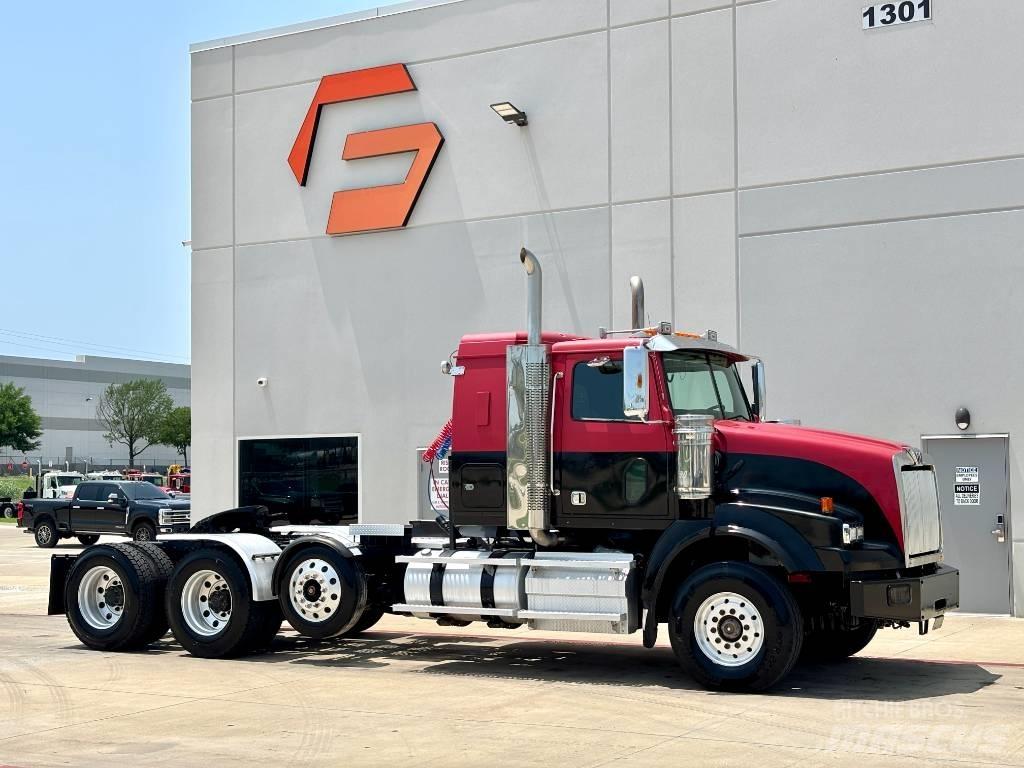 Western Star 4900 Conventional Trucks / Tractor Trucks