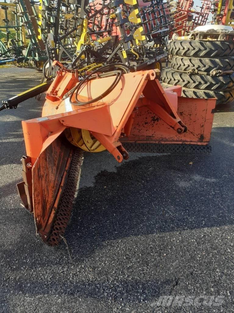 Esko 240 lumilinko Snow Blowers