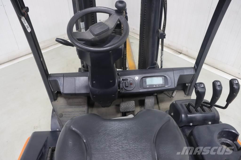 Doosan B25X-7 Electric Forklifts