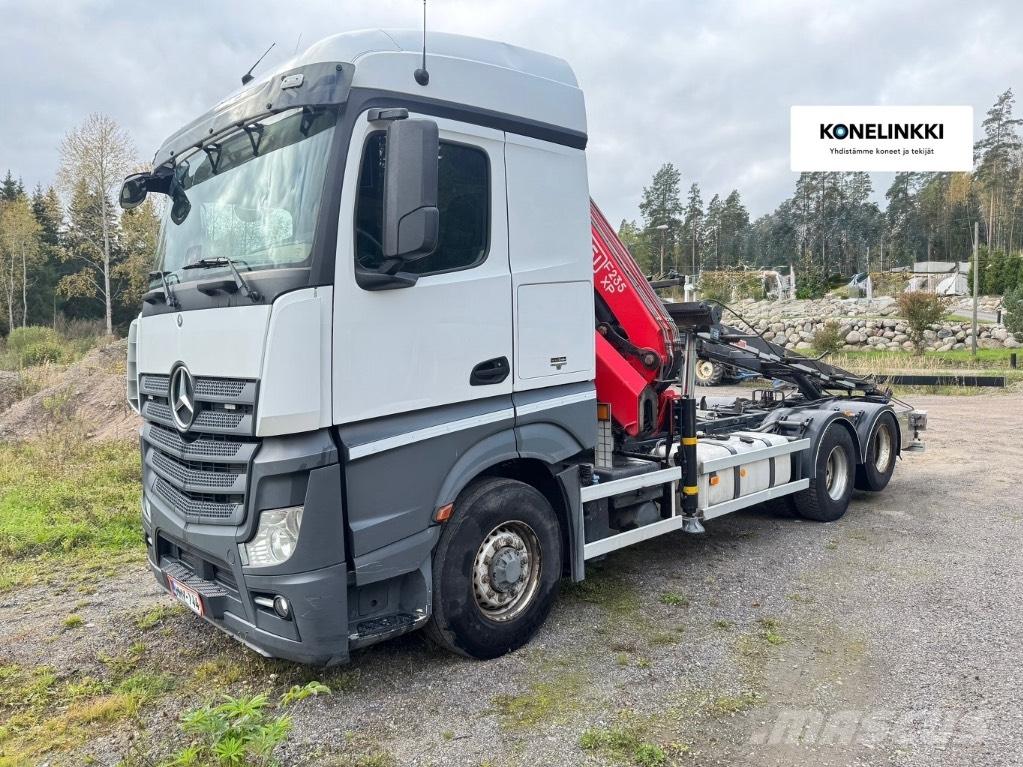 Mercedes-Benz 2653 L Boom / Crane / Bucket Trucks