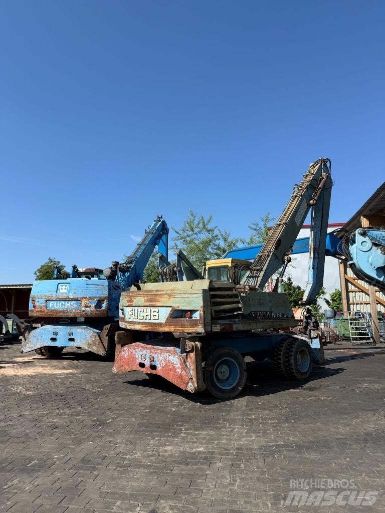 Fuchs MHL 340  A Waste / Industry Handlers