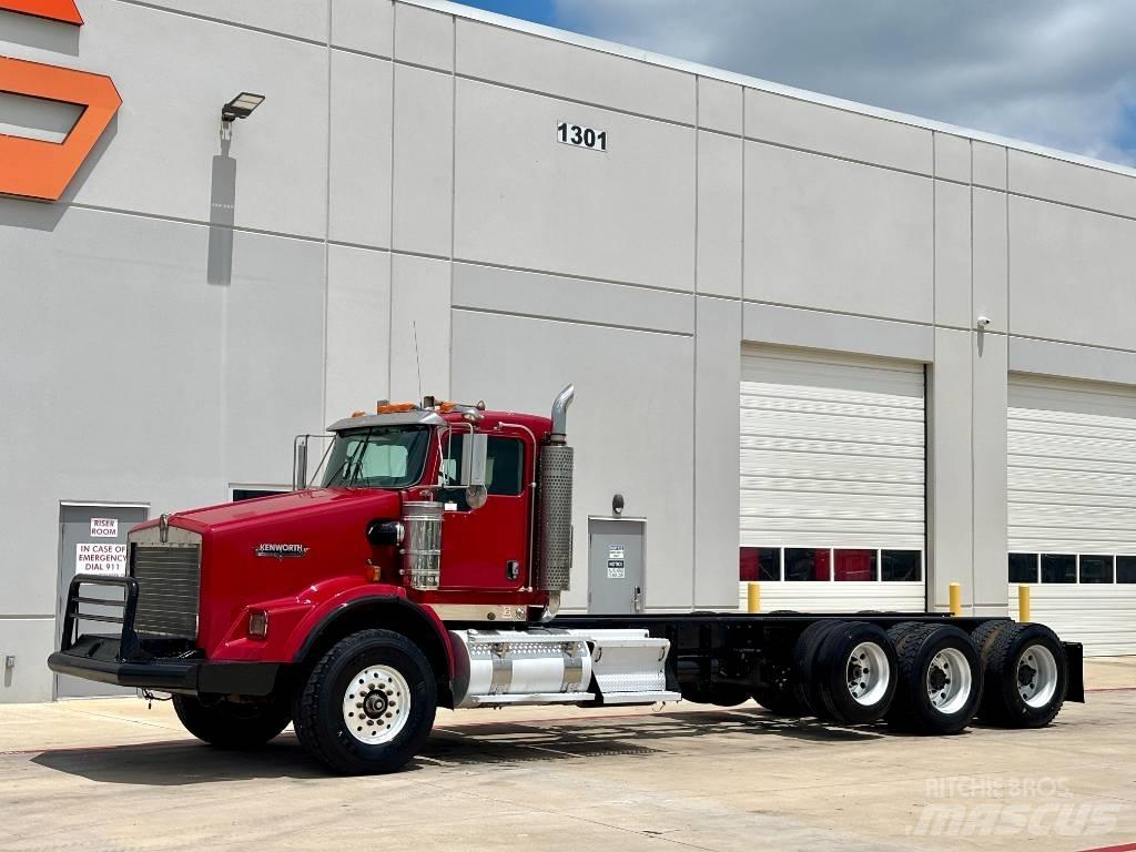 Kenworth T 800 Conventional Trucks / Tractor Trucks