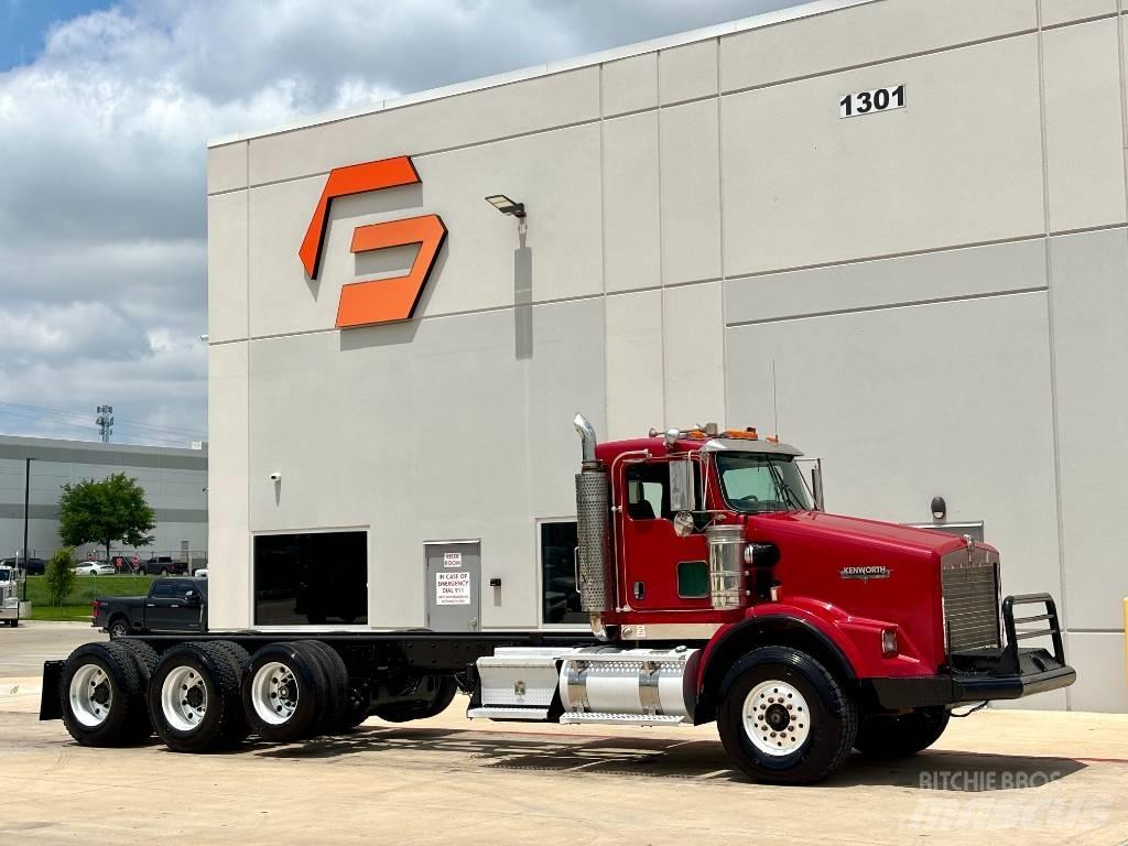 Kenworth T 800 Conventional Trucks / Tractor Trucks