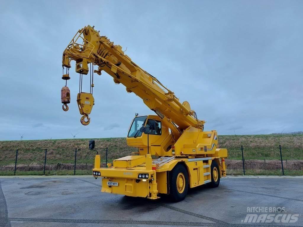 Kato CR 350 Ri Mobile and all terrain cranes