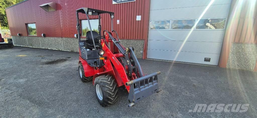 Flexitrac 1126 Multi purpose loaders