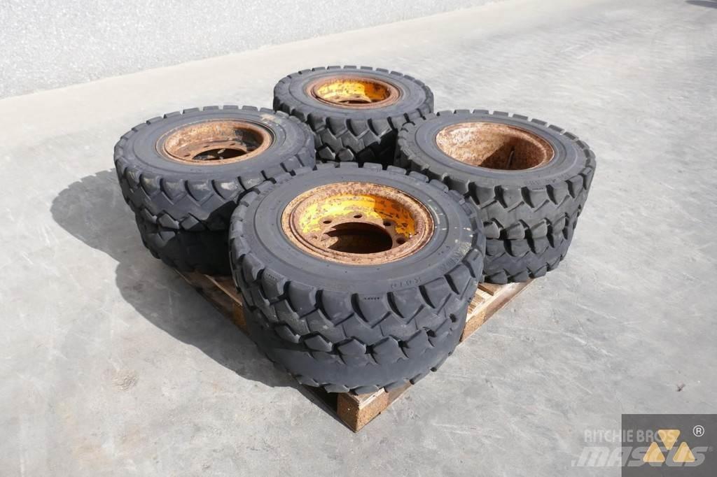 Kenda 7.50-15 Tires, wheels and rims