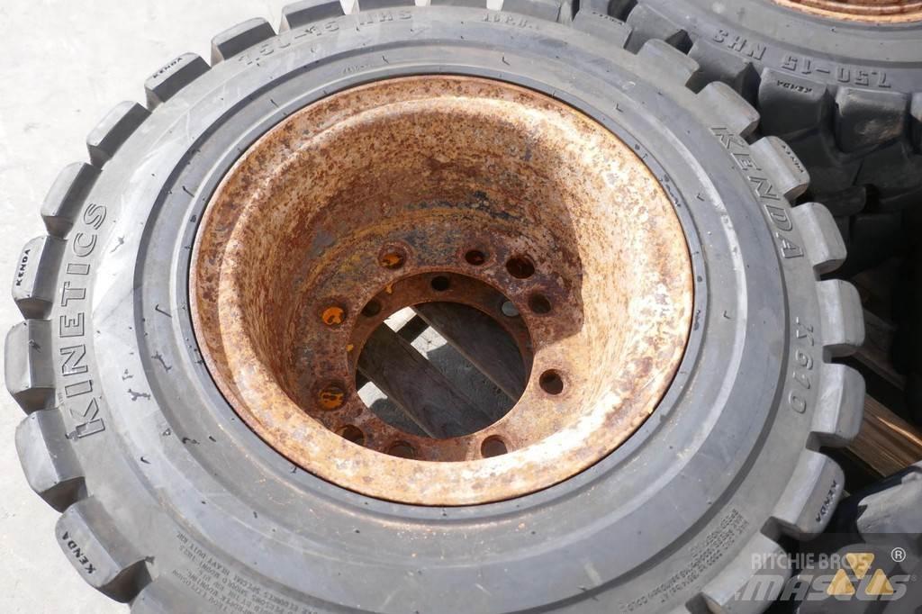Kenda 7.50-15 Tires, wheels and rims