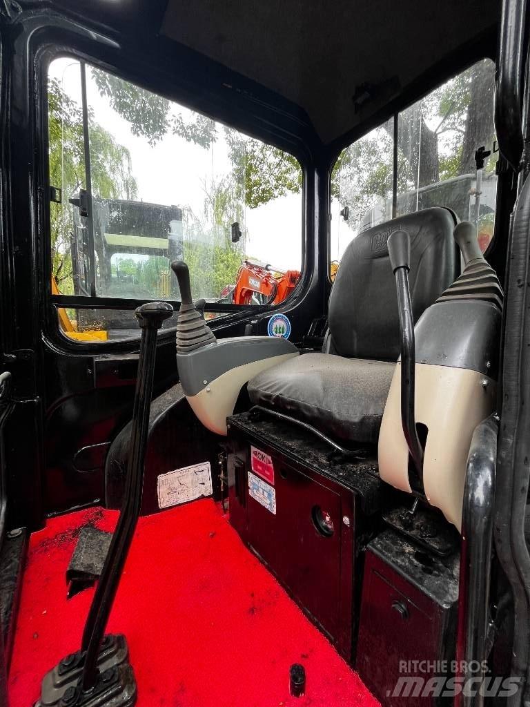 CAT 303 C CR Mini Excavators <7t (Mini Diggers)