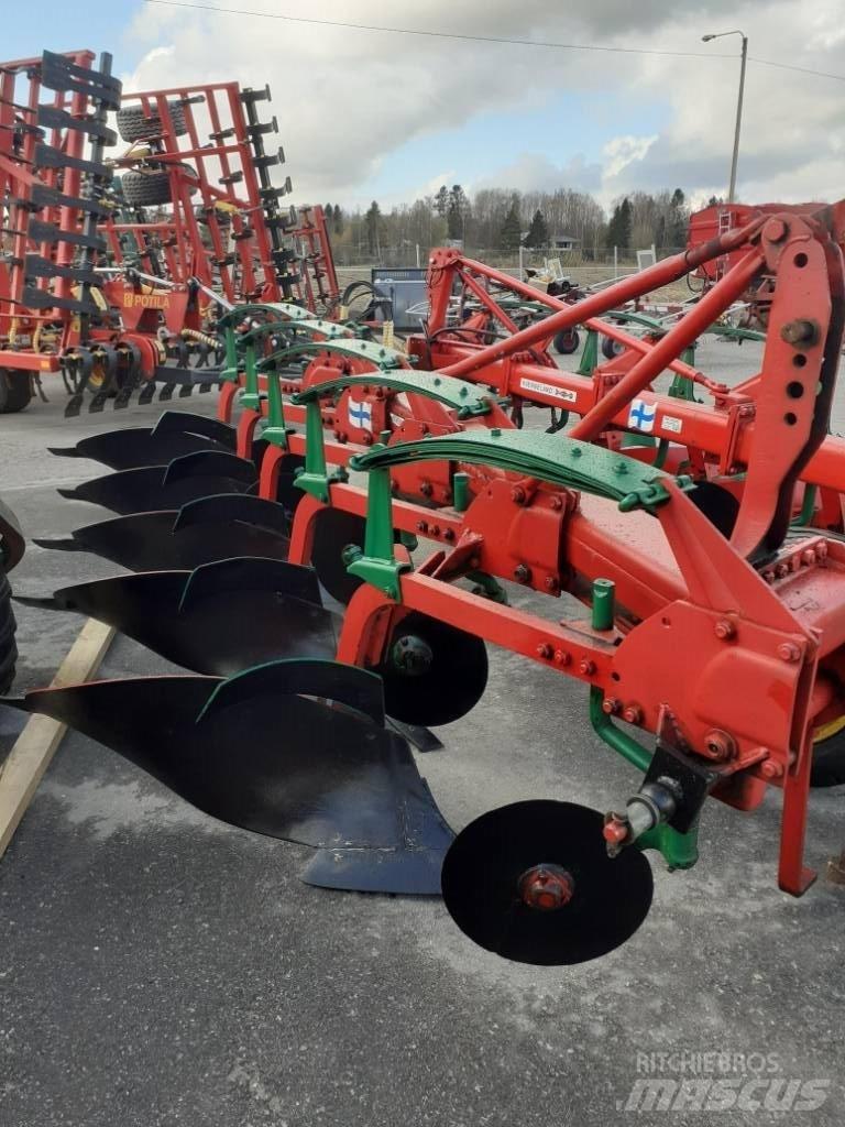 Kverneland A3 5x16" Plows