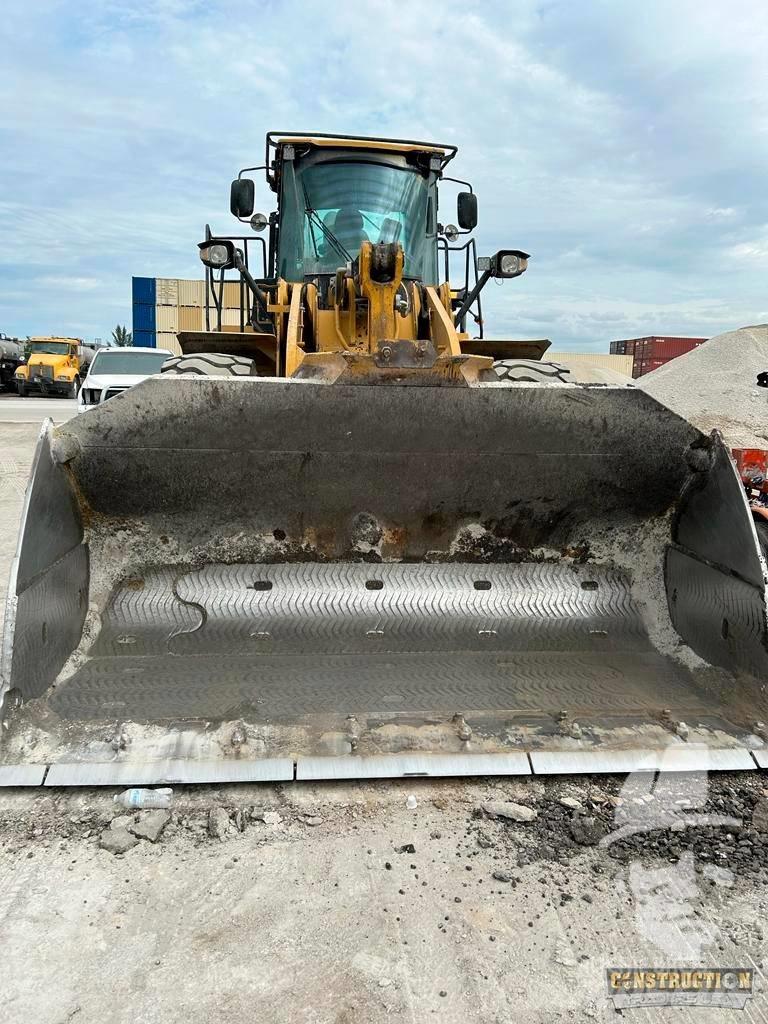 CAT 966 K Wheel Loaders