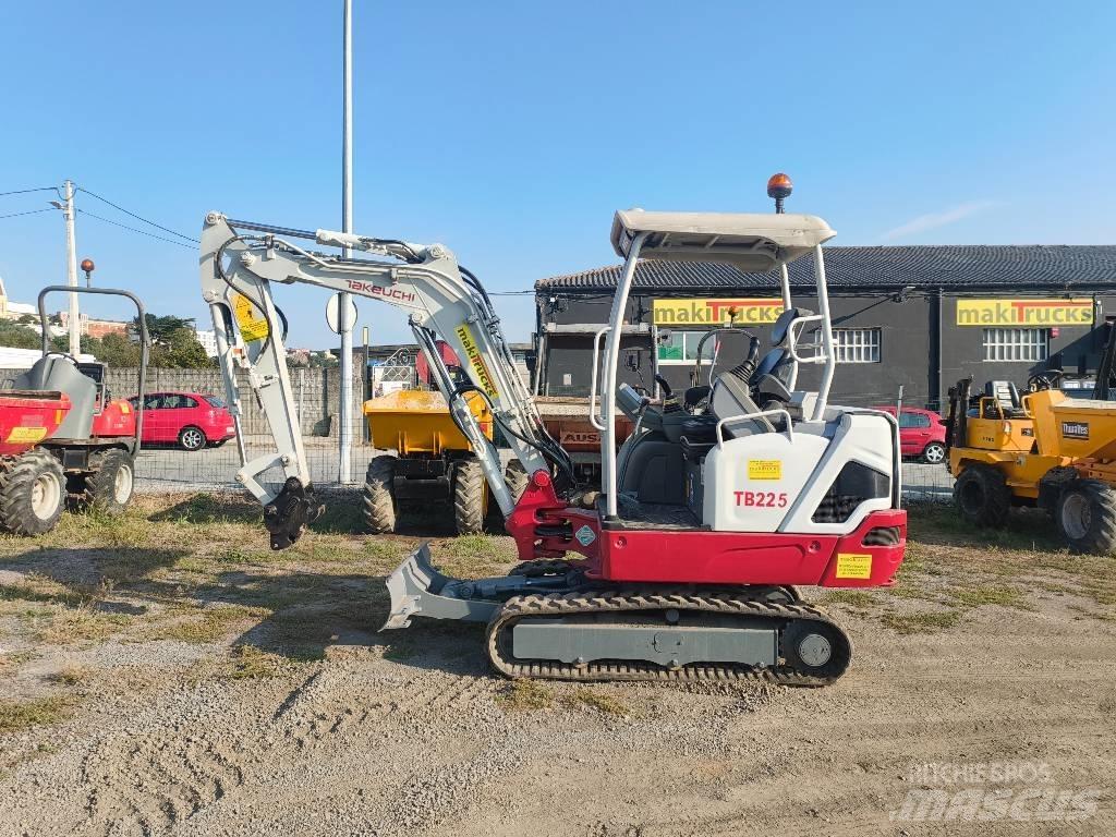 Takeuchi TB 225 Mini Excavators <7t (Mini Diggers)