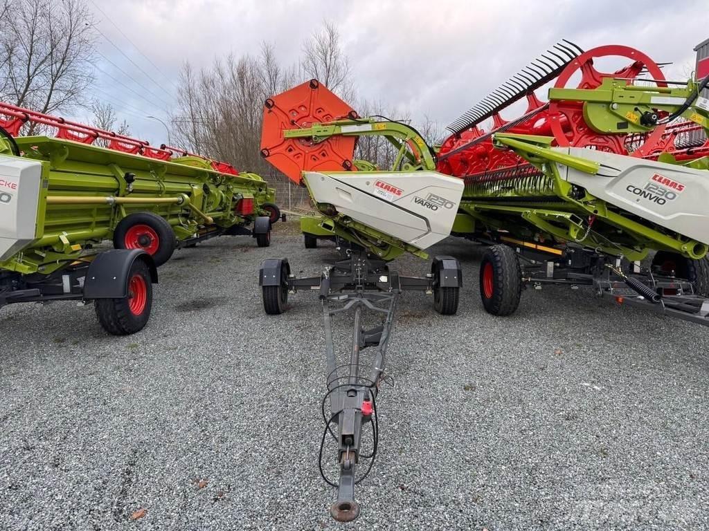 CLAAS 8700TT Combine Harvesters