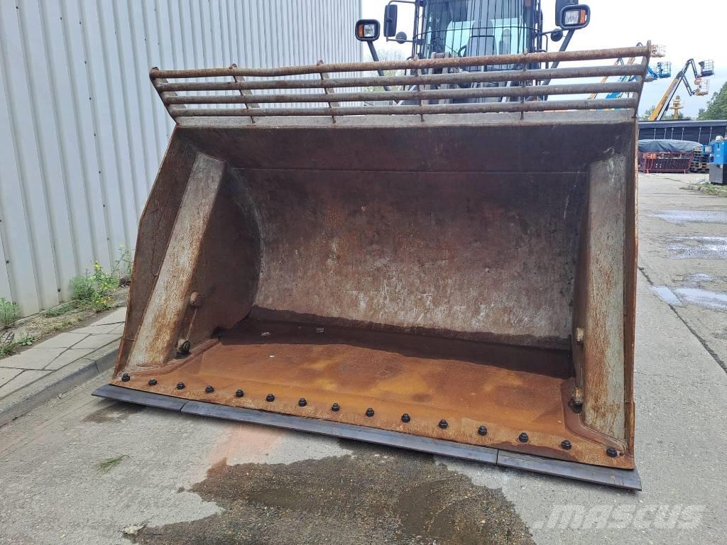 Doosan DL 250 Wheel Loaders