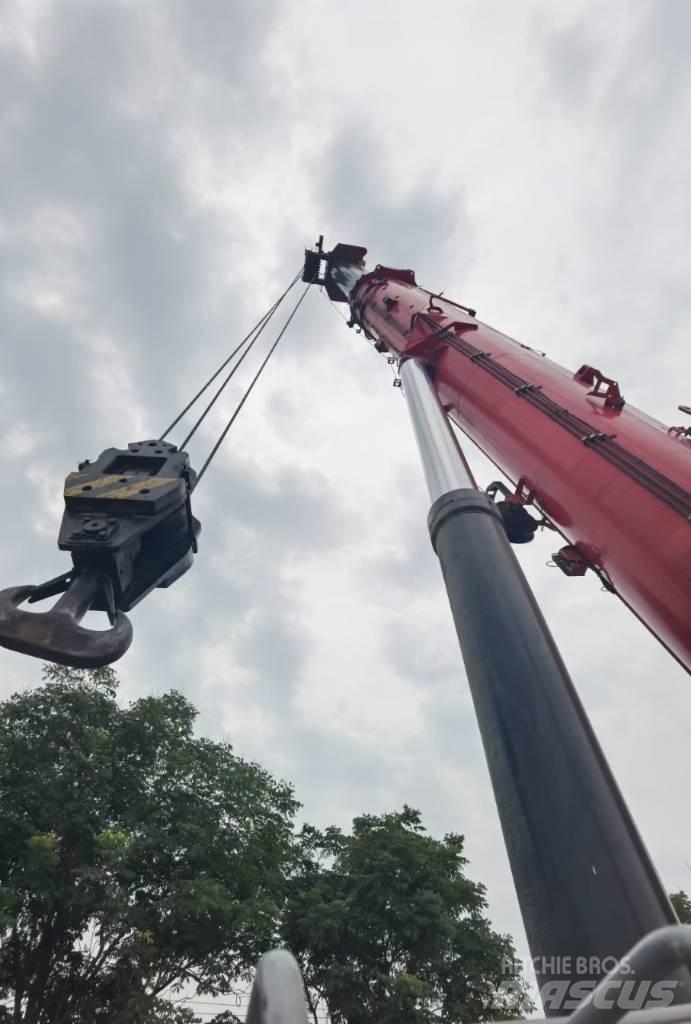 Sany SAC2600T8 Mobile and all terrain cranes