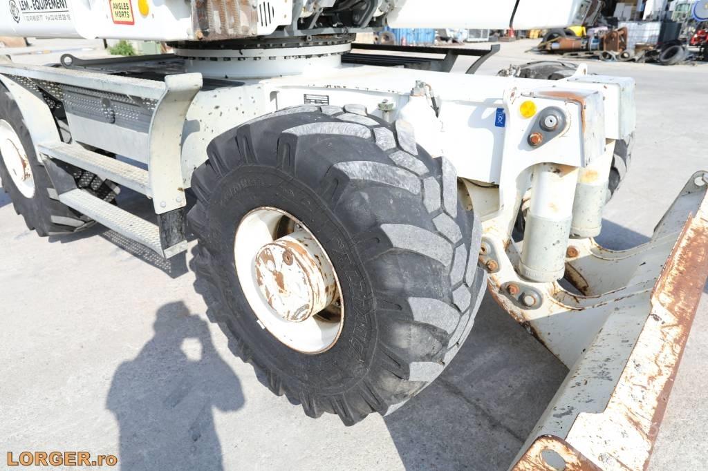 Liebherr A 914 Wheeled Excavators