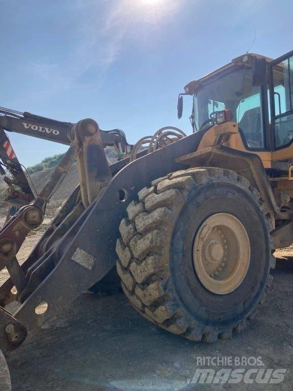 Volvo L 180 F Wheel Loaders