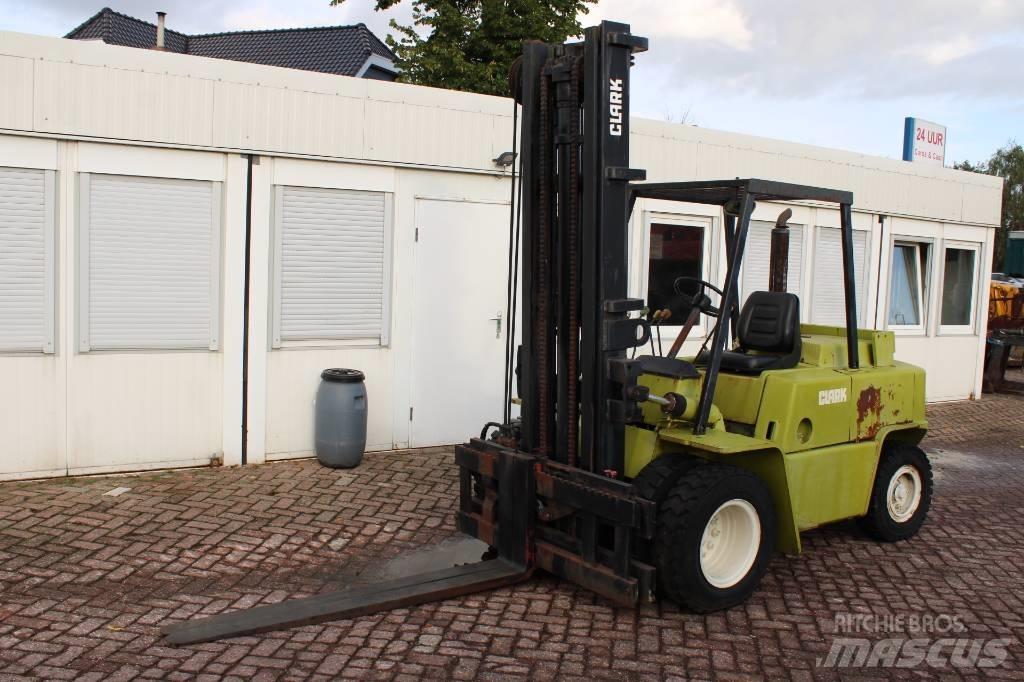 Clark C500 Y 80 PD Diesel Forklifts