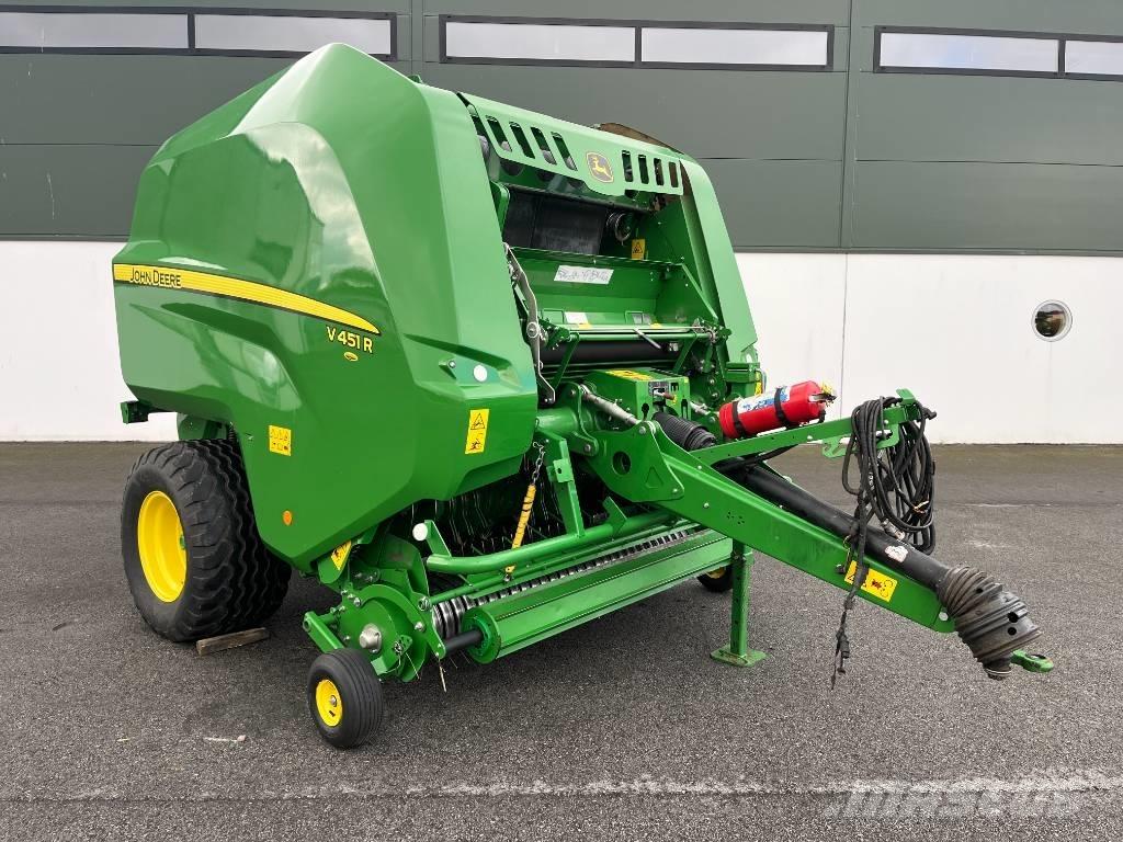 John Deere V 451R Round Balers