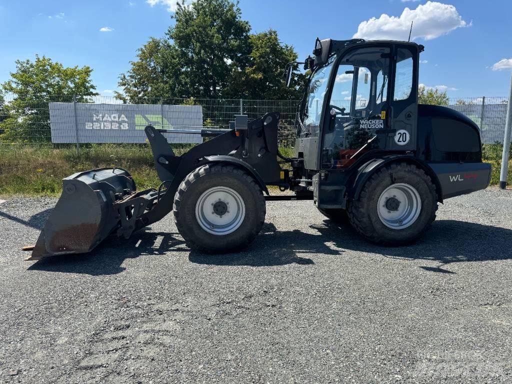 Wacker Neuson WL44 Wheel Loaders