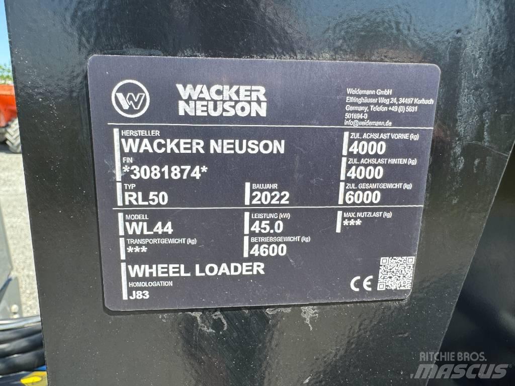 Wacker Neuson WL44 Wheel Loaders