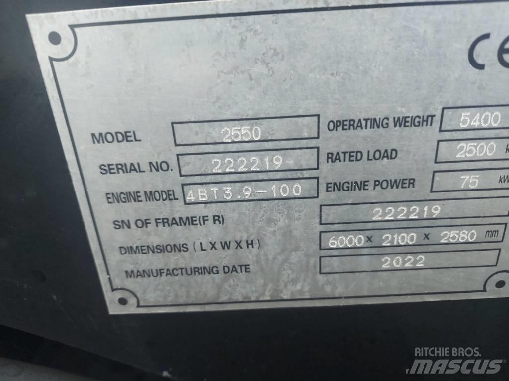  D-Machine  2550 Wheel Loaders