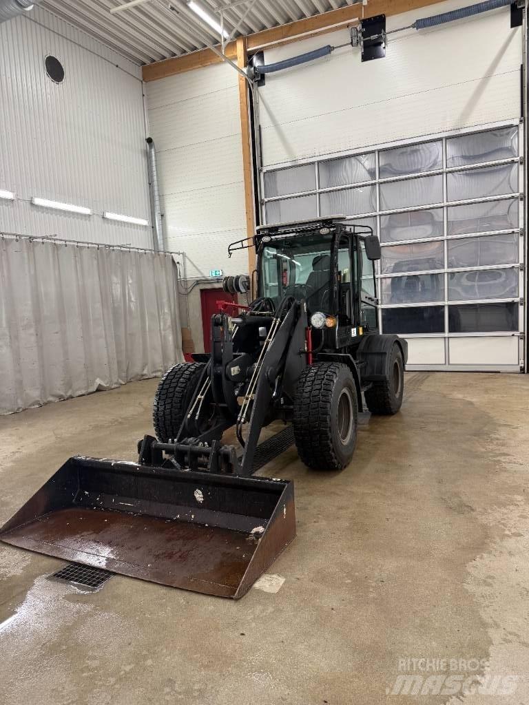  D-Machine  2550 Wheel Loaders