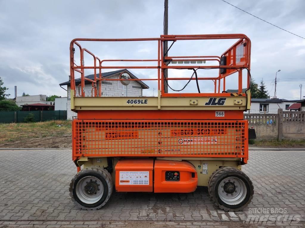 JLG E 4069 LE Scissor Lifts