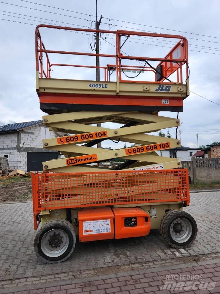 JLG E 4069 LE Scissor Lifts