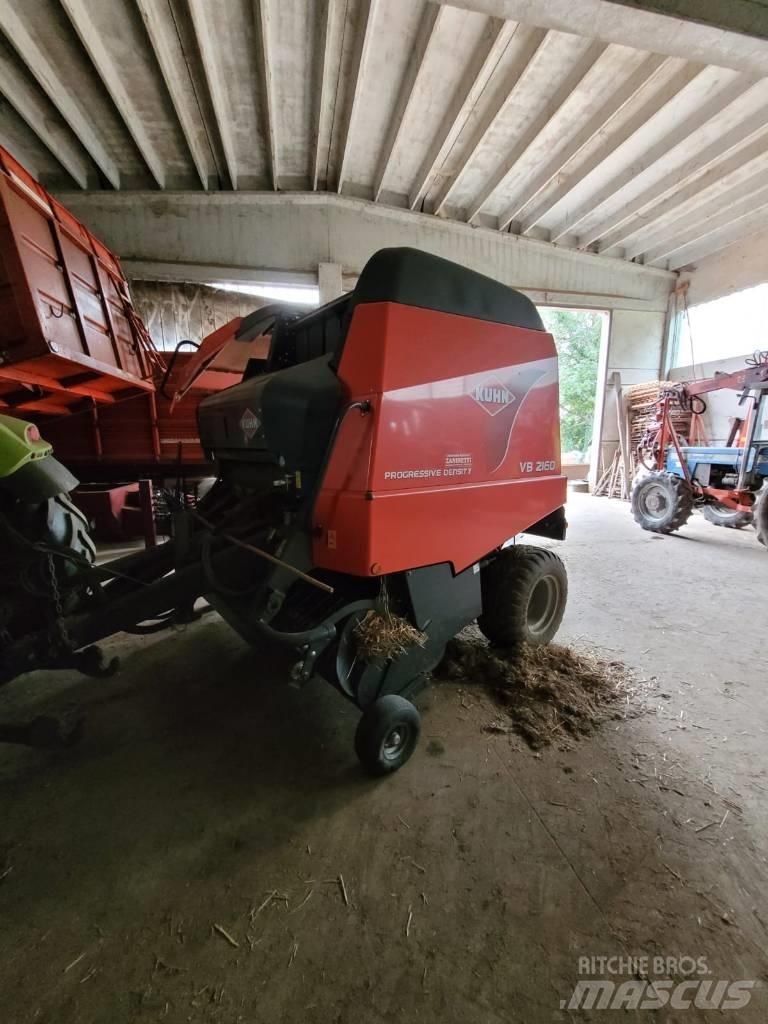 Kuhn VB 2160 Round Balers