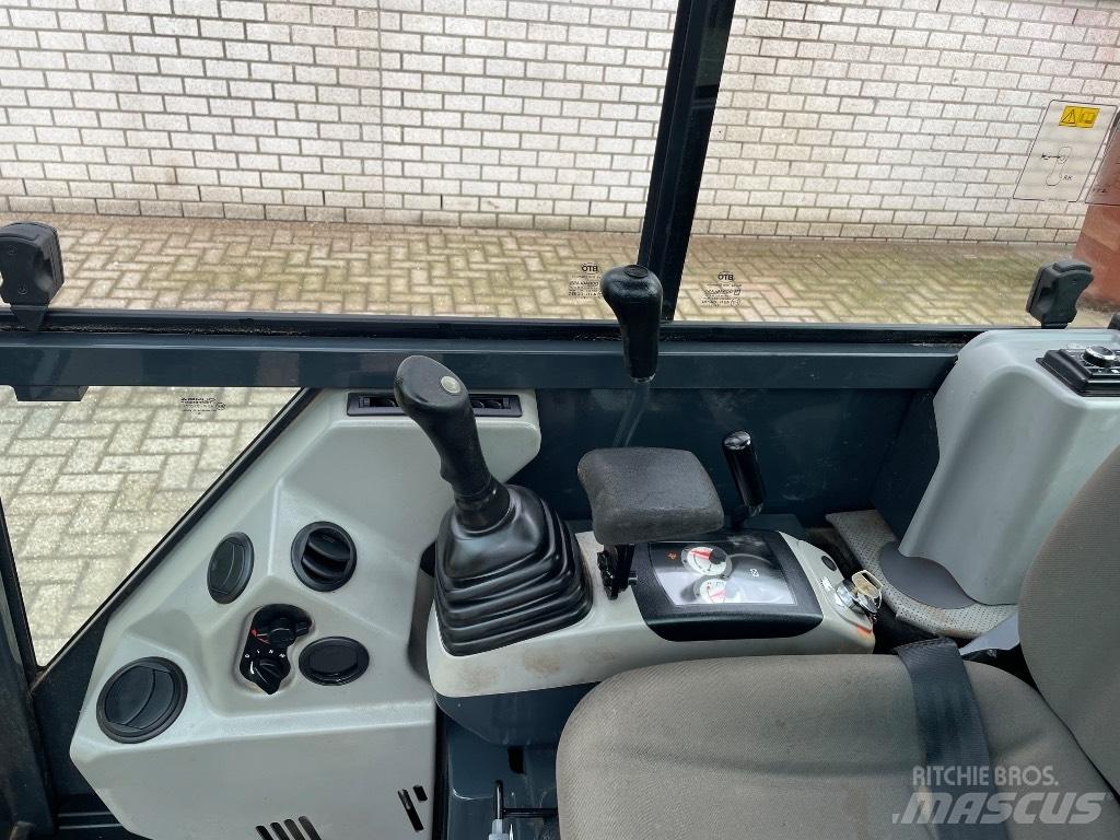 Komatsu PC 17 R-5 Mini Excavators <7t (Mini Diggers)