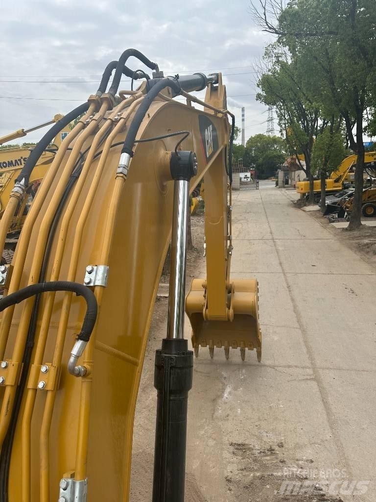 CAT CAT330D Mini excavators  7t - 12t