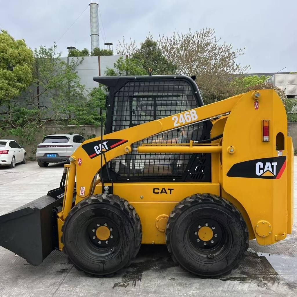 CAT 246 B Mini Loader