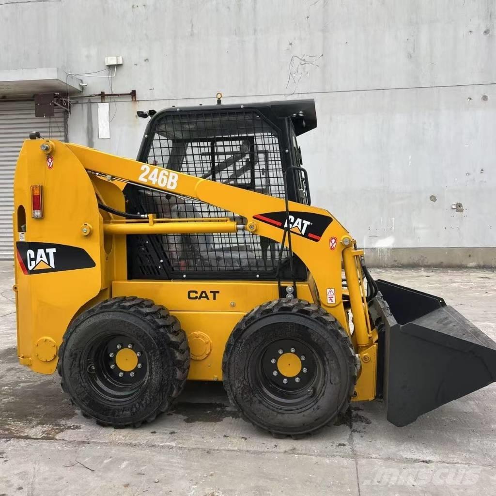 CAT 246 B Mini Loader