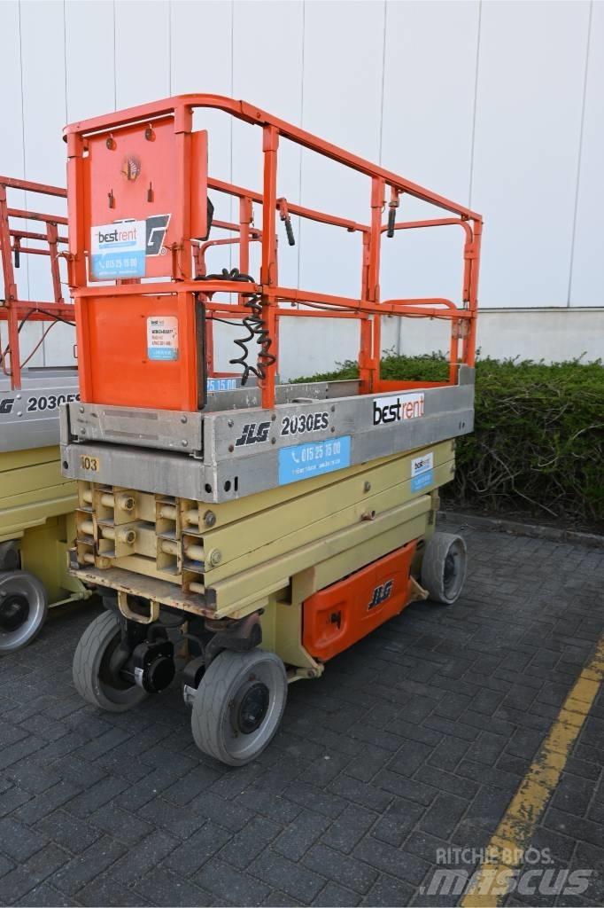 JLG 2030 ES Scissor Lifts