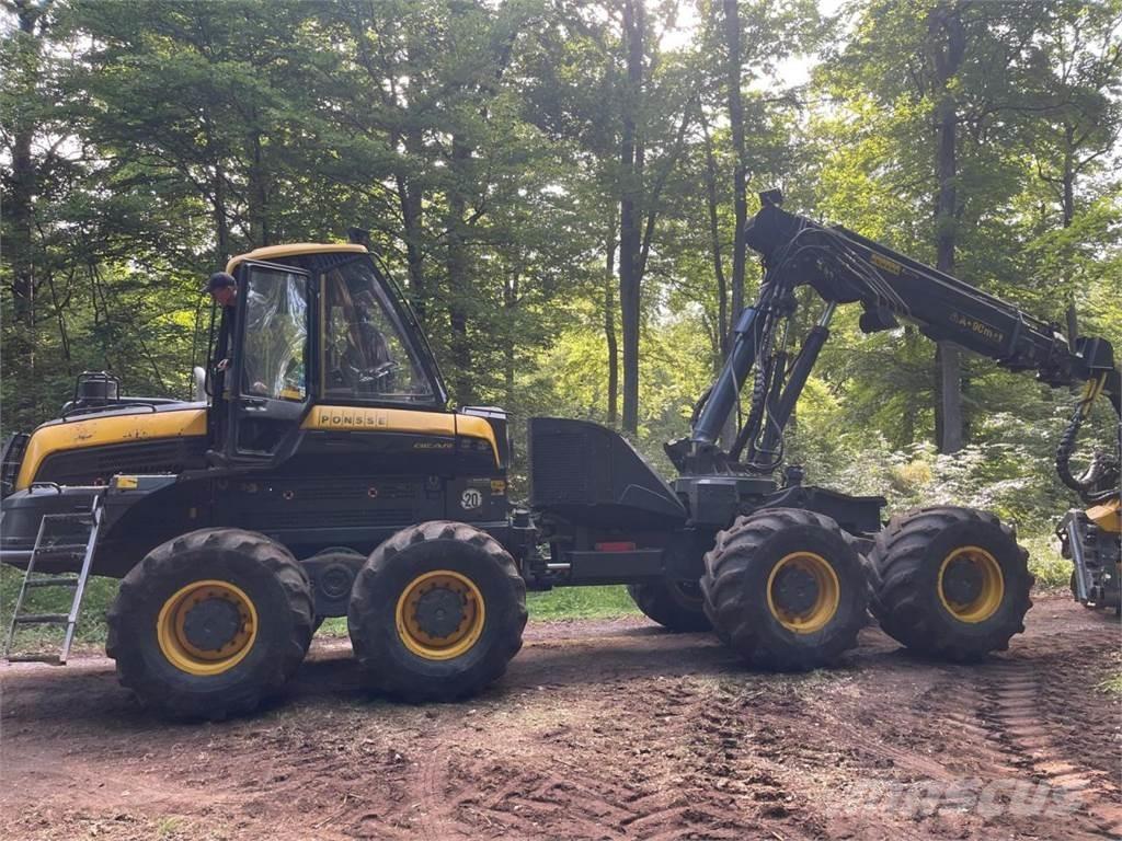 Ponsse Bear mit H8 Harvesters